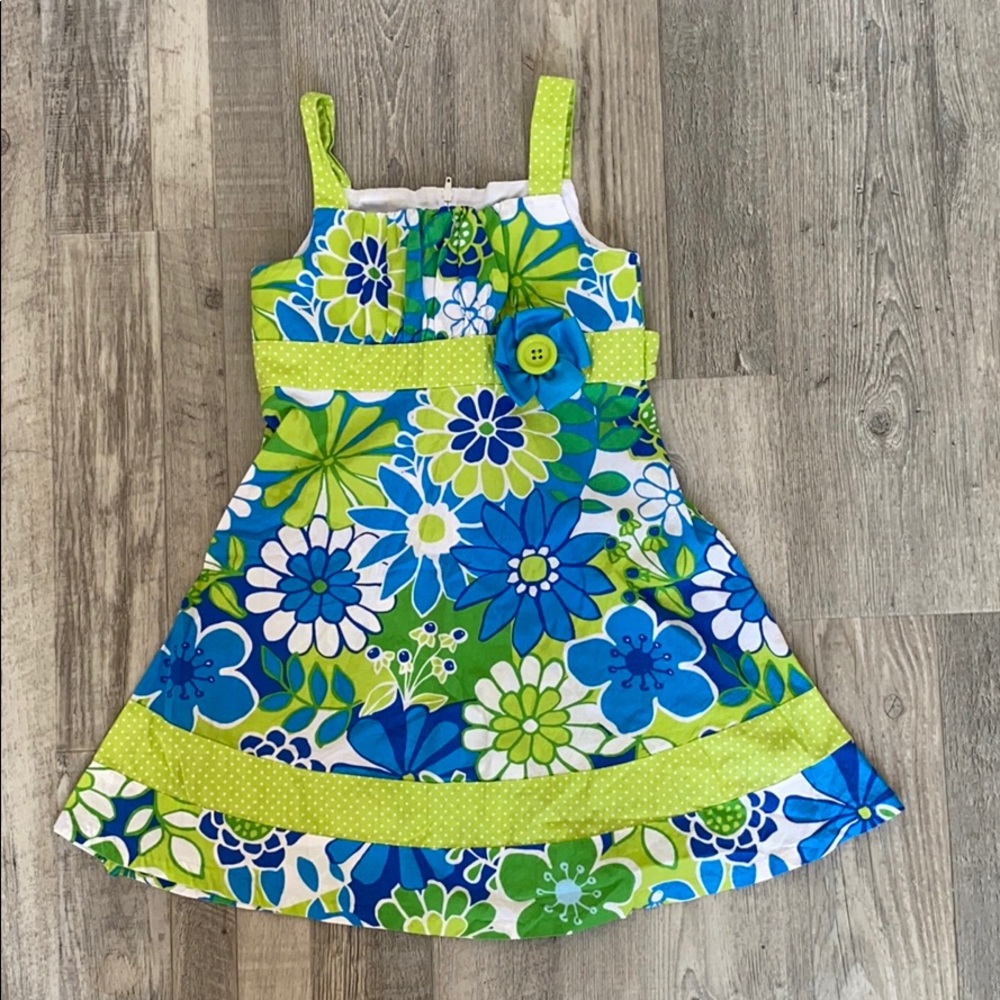 Girl’s dress